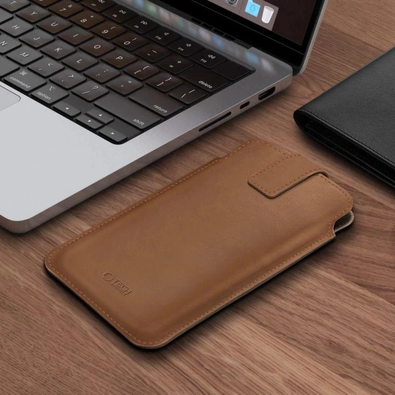 „Tech-Protect SM65“ dėklas 6,0–6,9 colių įstrižainėms – ruda
