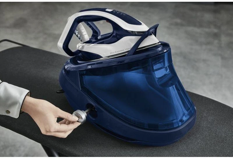 Garų lyginimo stotis Tefal Pro Express GV9812 | 3000 W | 1.2 L | 8.1 bar | Mėlyna