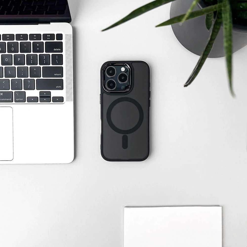 Hurtel Glitter Dėklas MagSafe Compatible skirtas Apple iPhone 17 Pro Max – juodos spalvos