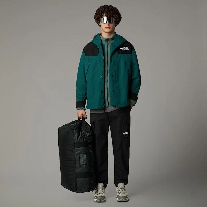 The North Face NF0A52S3KT01 62 l kelioninis krepšys, perdirbtas plastikas, termoplastinis poliuretano elastomeras (TPU), juodas