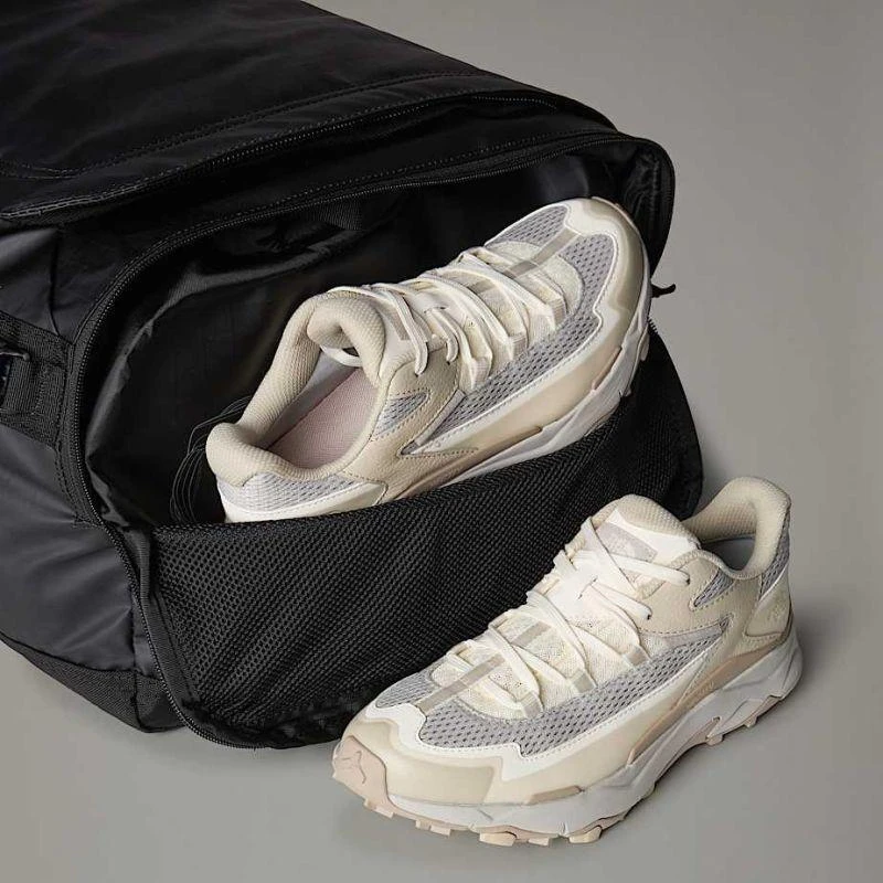 The North Face NF0A52S3KT01 62 l kelioninis krepšys, perdirbtas plastikas, termoplastinis poliuretano elastomeras (TPU), juodas