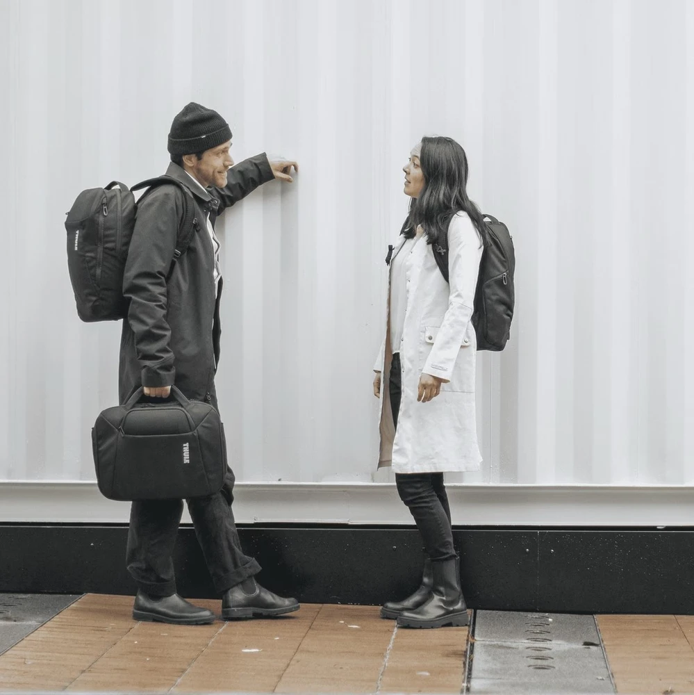 Thule | Accent Convertible Backpack | TACLB-2116, 3204815 | Tinka iki 16 " | Backpack | Shoulder strap | Juodas