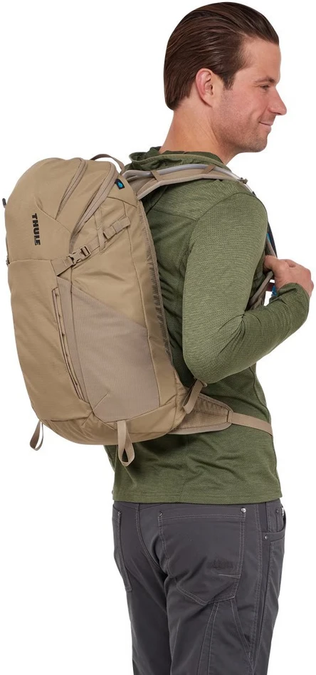 Thule Alltrail 22L hidracinė kuprinė su ReTrakt sistema, smėlinė