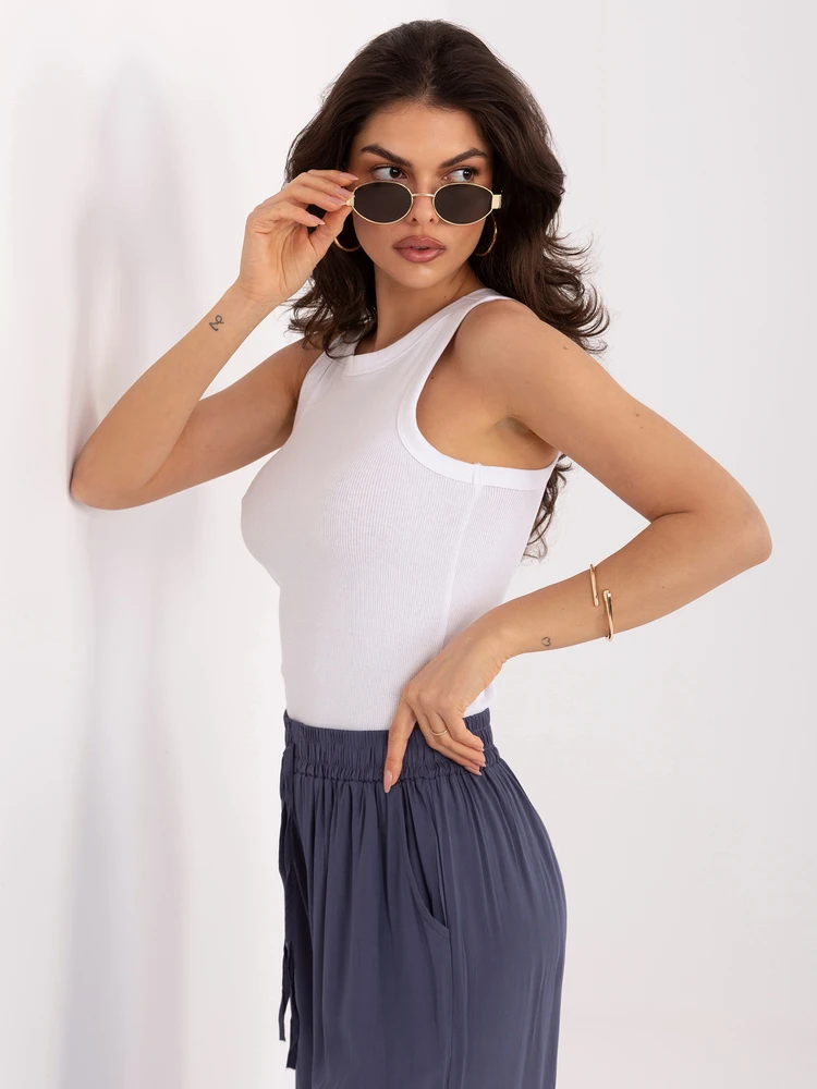 Top-D16005AH02661D-balta