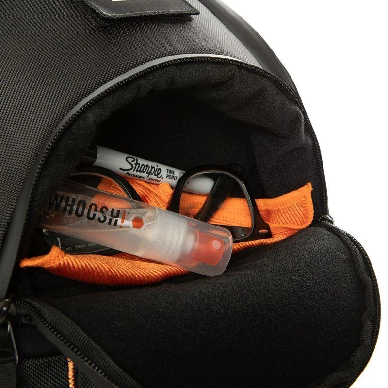 Carruzzo Urban Armor Gear Standard Issue kuprinė Kasdienė kuprinė Juoda