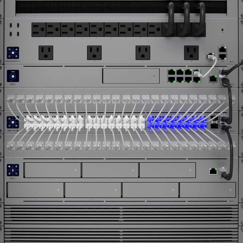 Komutatorius - Ubiquiti USW-PRO-MAX-48-POE L3 2.5G Pilkas