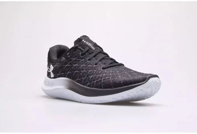 Under Armour Velocity Wind 2 M batai 3024903-001