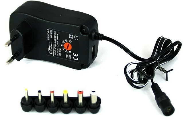Universalus įkrovimo adapteris Media-Tech MT6267 V2