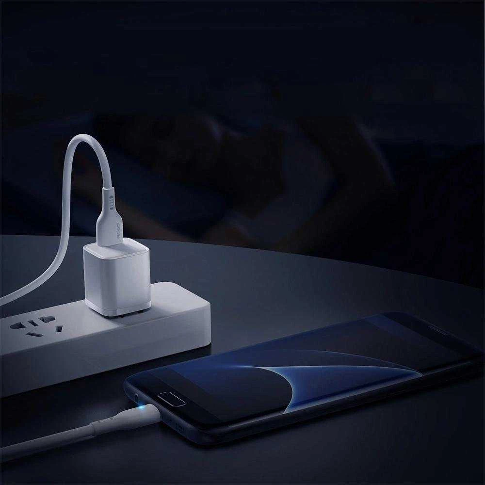 Joyroom Premium Series A13 USB-A / micro USB 2.4A 2m kabelis – baltos spalvos