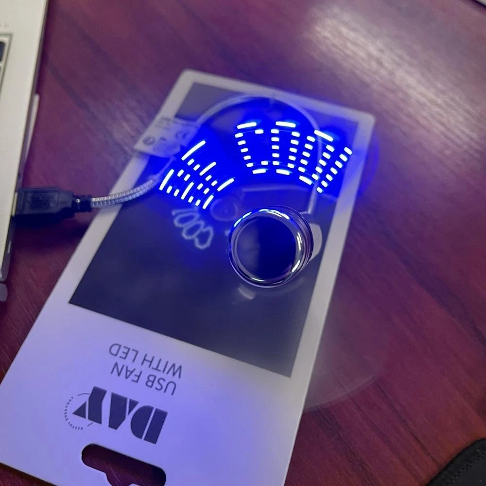 Grandininis pjūklas USB ventiliatorius su projekcijomis