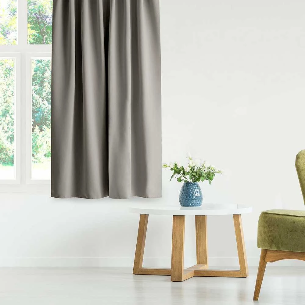 Užuolaida 140×270 cm smėlio spalvos blackout klostė CURT AH