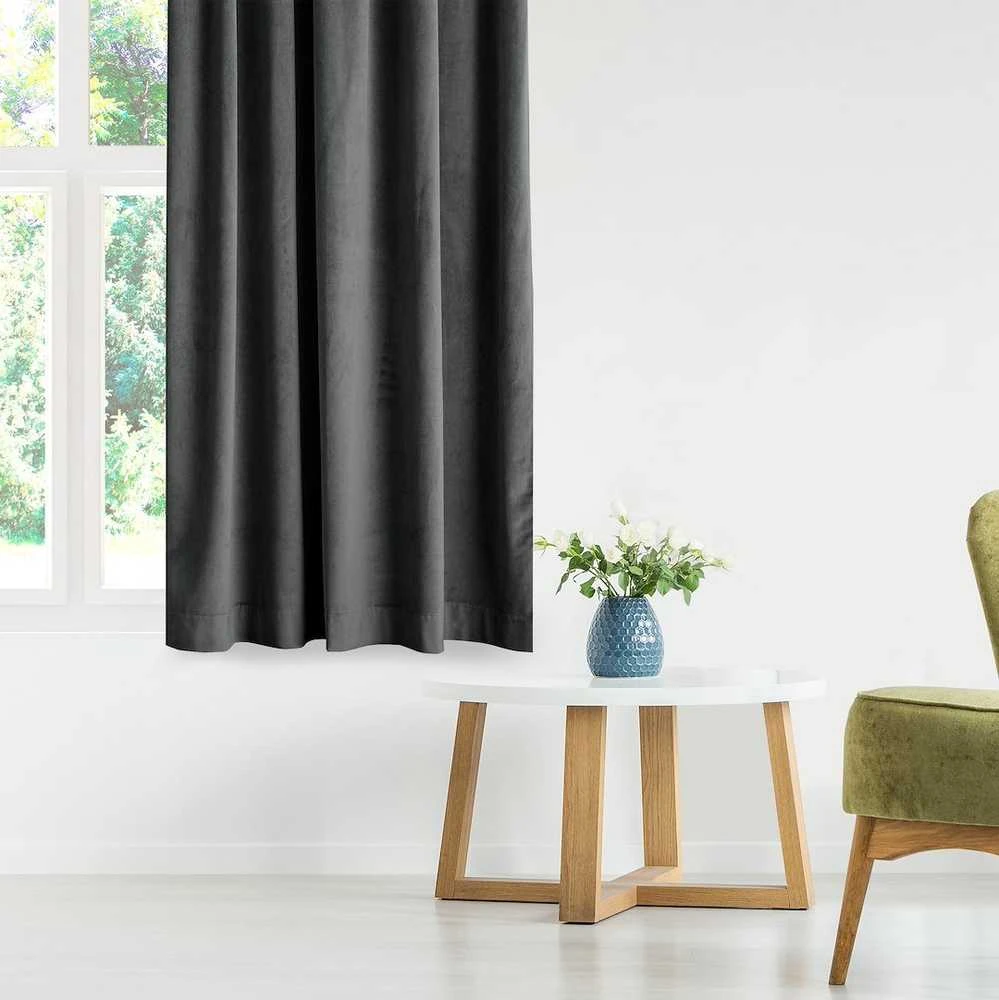 Naktinė užuolaida su žiedais AmeliaHome VELVET 140X270 cm, 1 vnt., spalva: grafito