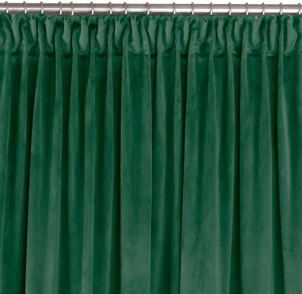Homede Užuolaidos iš aksomo su klostėmis 400×175 cm, tamsiai žalia