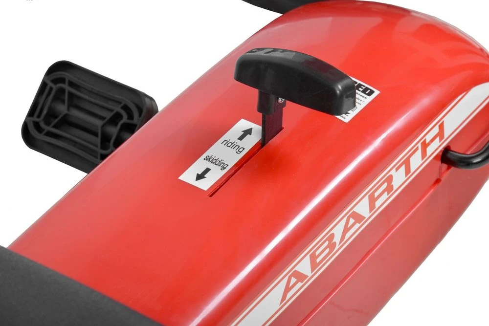 Vaikiškas pedalinis kartingas Abarth, Raudonas