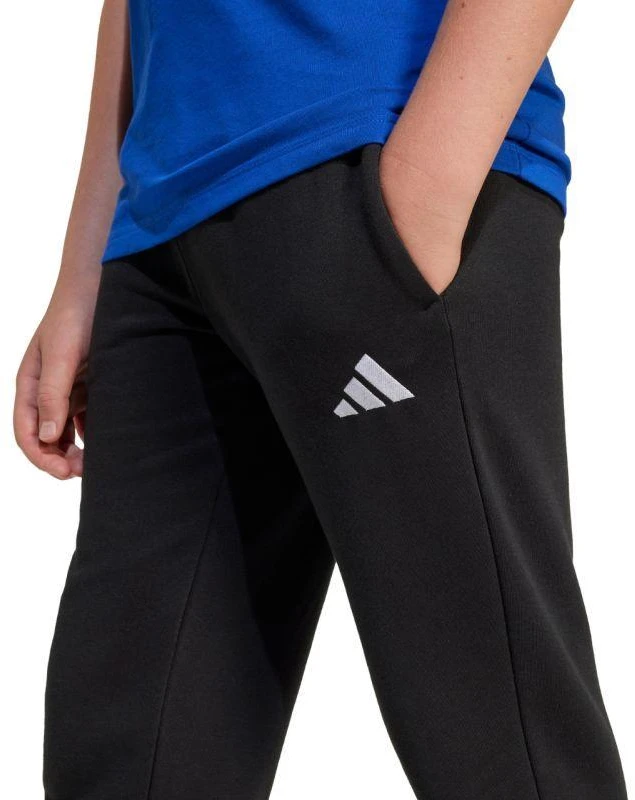 Vaikiškos kelnės adidas Essentials, juodos spalvos, JC9765