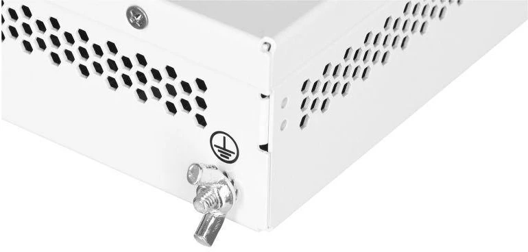 Valdomas 10 prievadų Gigabit/10G komutatorius Mikrotik CSS610-8G-2S+IN