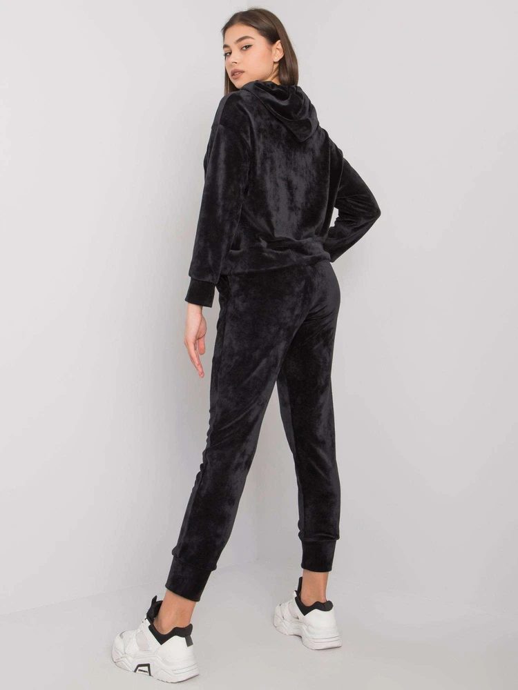 Veliūrinis treningas moterim LK-KMPL-508683.06-juoda