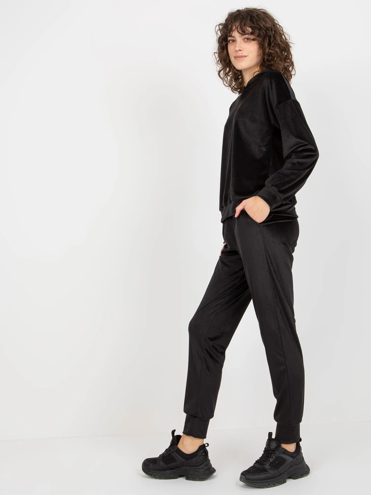 Veliūrinis treningas moterim LK-KMPL-509149.10X-juoda