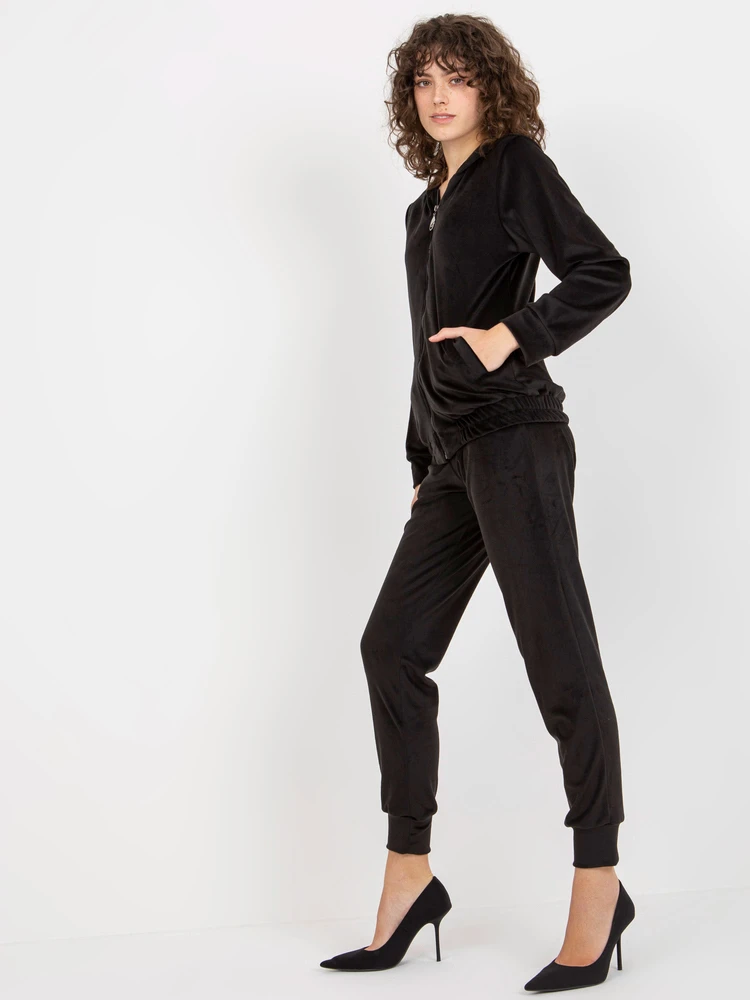 Veliūrinis treningas moterims LK-KMPL-509167.90-juoda
