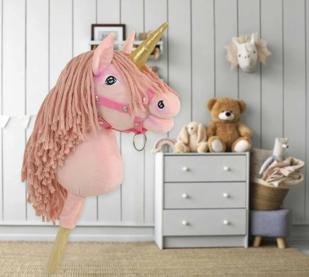 Vienaragis ant lazdos Hobby Horse rožinis su auksiniu ragu