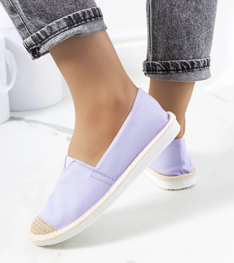 Violetinės espadrilės