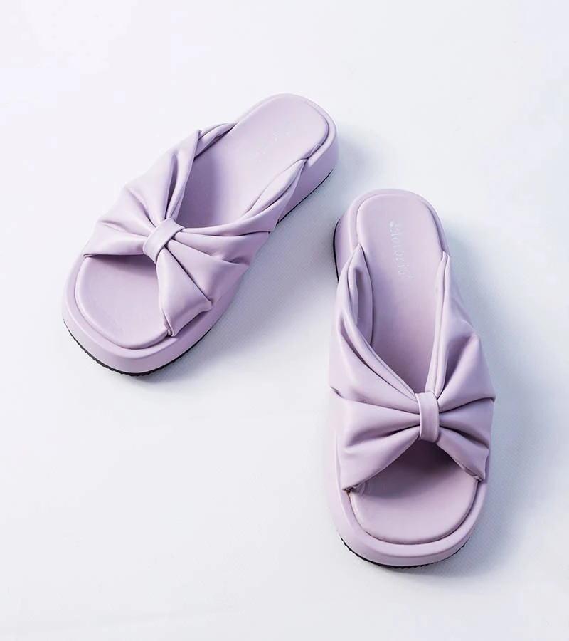 violetinės šlepetės