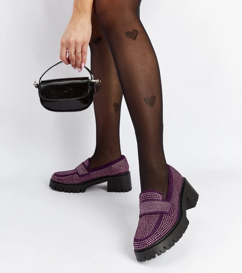 Violetiniai mokasinai su tvirtu stulpu
