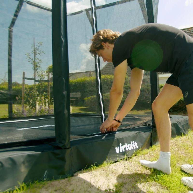 VIRTUFIT Lauko batutas 183 x 274 cm su apsauginiu tinklu