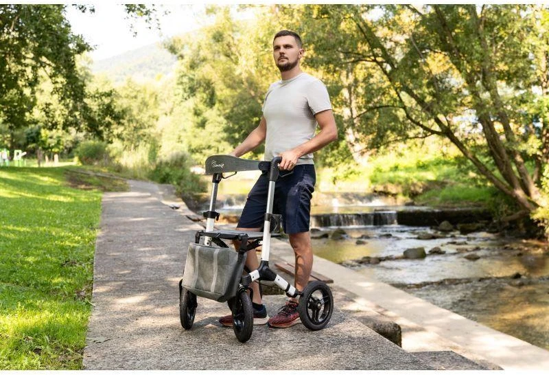 Timago visureigio keturratis stovas RANGER Sidabrinis