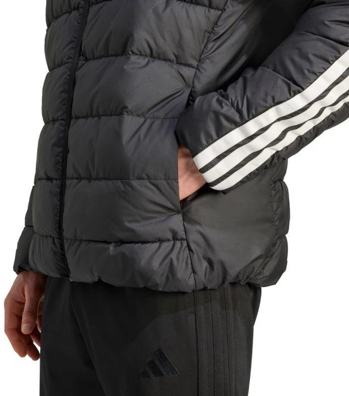 Vyriška juoda adidas Essentials 3-Stripes striukė JM8416