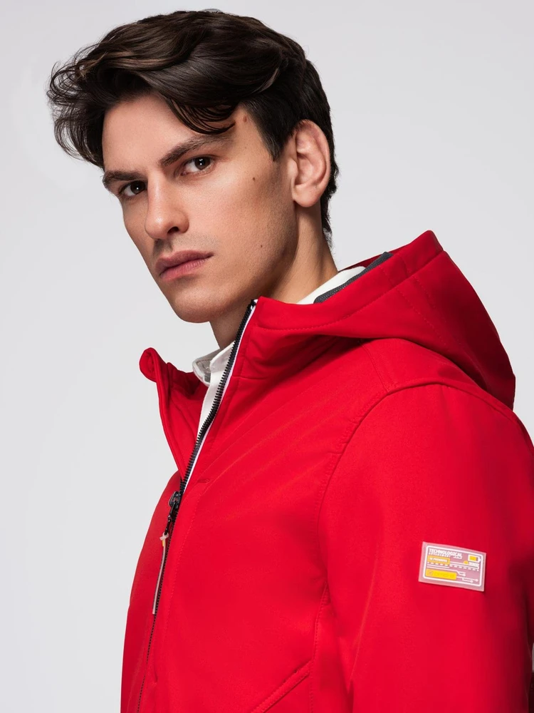 Vyriška raudona softshell striukė su gobtuvu ir fleece pamušalu
