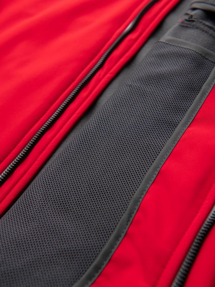 Vyriška raudona softshell striukė su gobtuvu ir fleece pamušalu