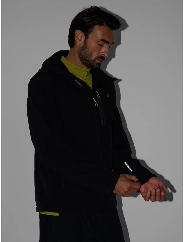 Vyriška žygio softshell striukė su NeoDry 8000/5000 membrana 4F, juoda