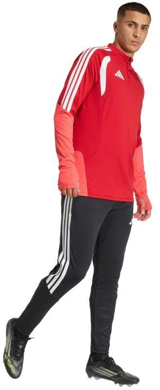 Vyriškas adidas Tiro 26 Competition treniruočių viršutinė dalis raudonas KA7559