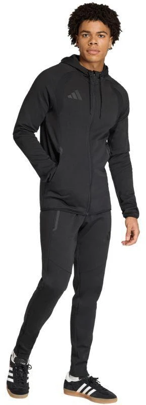 Vyriškas adidas Tiro 26 kelioninis džemperis su gobtuvu, juodas KF6075
