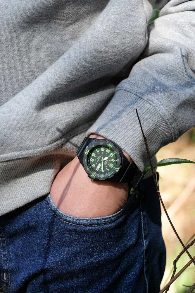 Laikrodis vyrams CASIO MRW-200H-3B (zd147f)