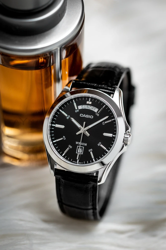 CASIO MTP-1370L-1A VYRIŠKAS LAIKRODIS (zd116b) + DĖŽUTĖ