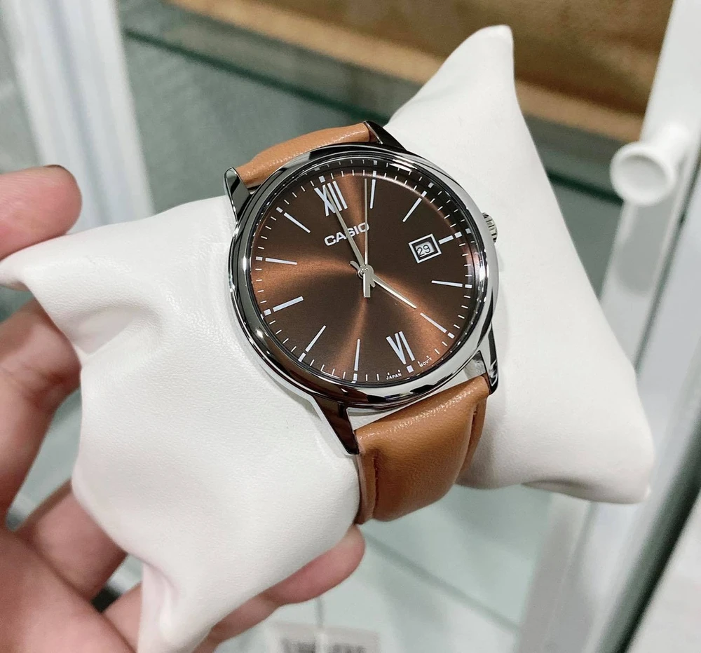 CASIO VYRIŠKAS LAIKRODIS MTP-V002L-5B3 + DĖŽUTĖ (zd224c)
