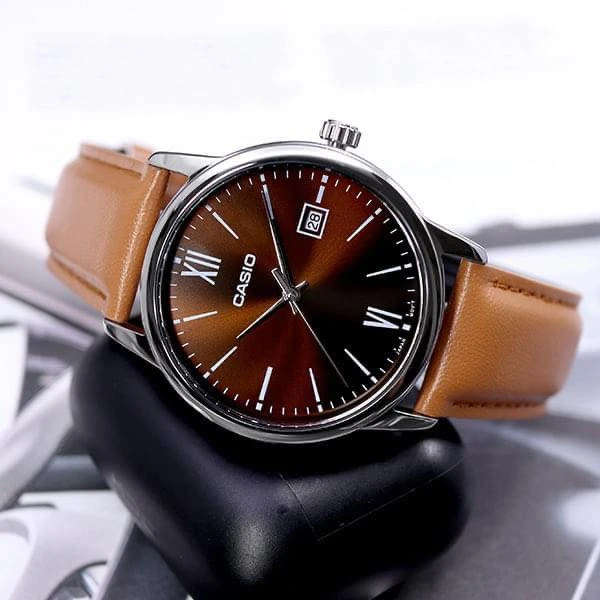 CASIO VYRIŠKAS LAIKRODIS MTP-V002L-5B3 + DĖŽUTĖ (zd224c)