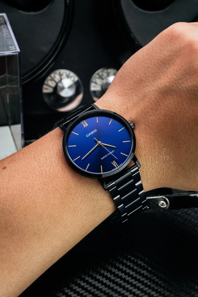 Casio Vyriškas laikrodis MTP-VT01B-2B + DĖŽUTĖ