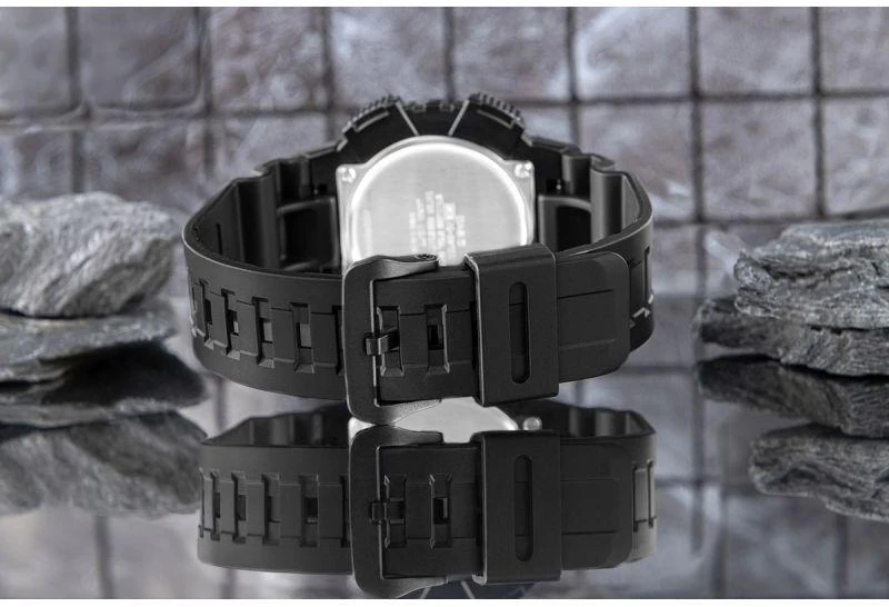 Casio AQ-S810W-1AVEF