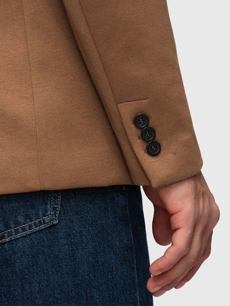 Vyriškas šviesiai rudas slim fit švarkas