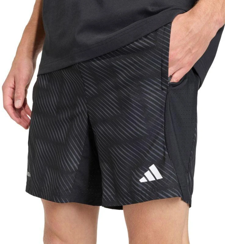 Vyriški adidas Tech Intensity Aop šortai, juodi, KB3123