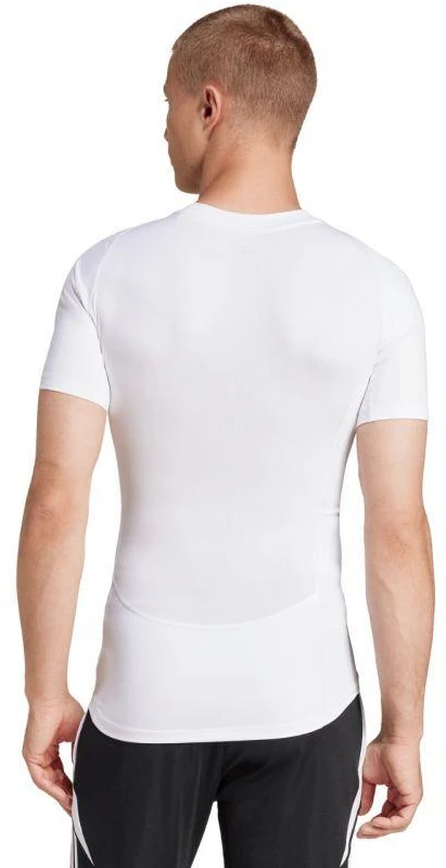 Vyriški adidas Techfit marškinėliai trumpomis rankovėmis balti JP4675