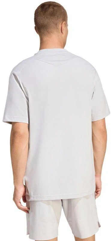 Vyriški adidas Tiro 26 kelioniniai marškinėliai, šviesiai pilki, KD1120