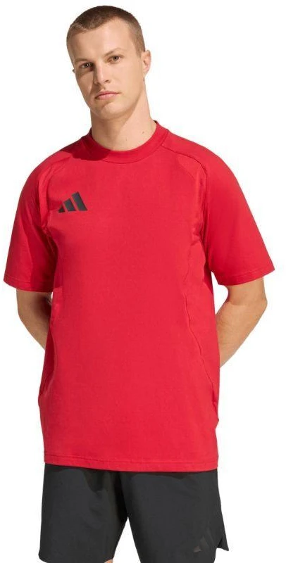 Vyriški adidas Tiro 26 kelionių marškinėliai raudoni KD1121
