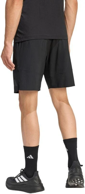 Vyriški adidas Tiro Travel Woven šortai, juodi, JM5542