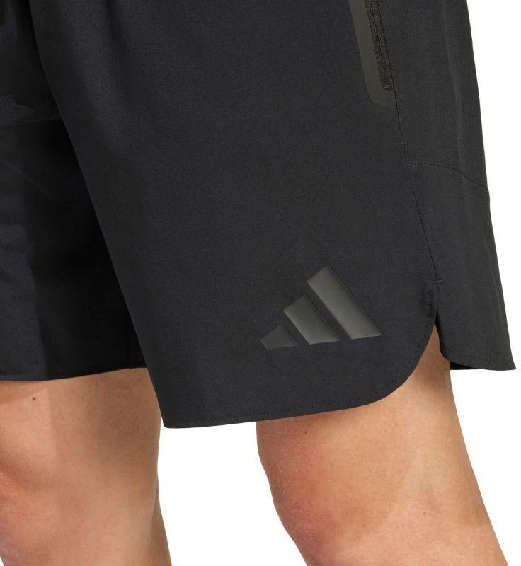 Vyriški adidas Tiro Travel Woven šortai, juodi, JM5542