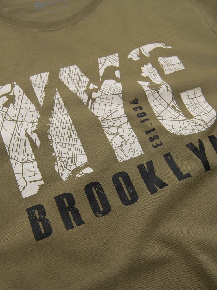 Vyriški alyvuogių spalvos marškinėliai ilgomis rankovėmis su „NYC Brooklyn“ printu