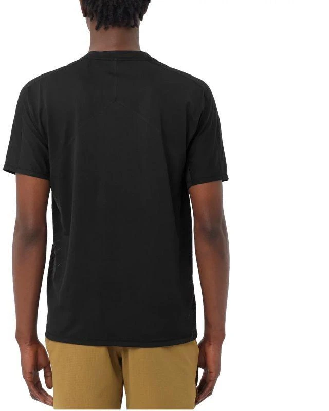 Vyriški bėgimo marškinėliai Salomon Sense Aero SS Tee Gfx M LC2699800, juodi, 2XL
